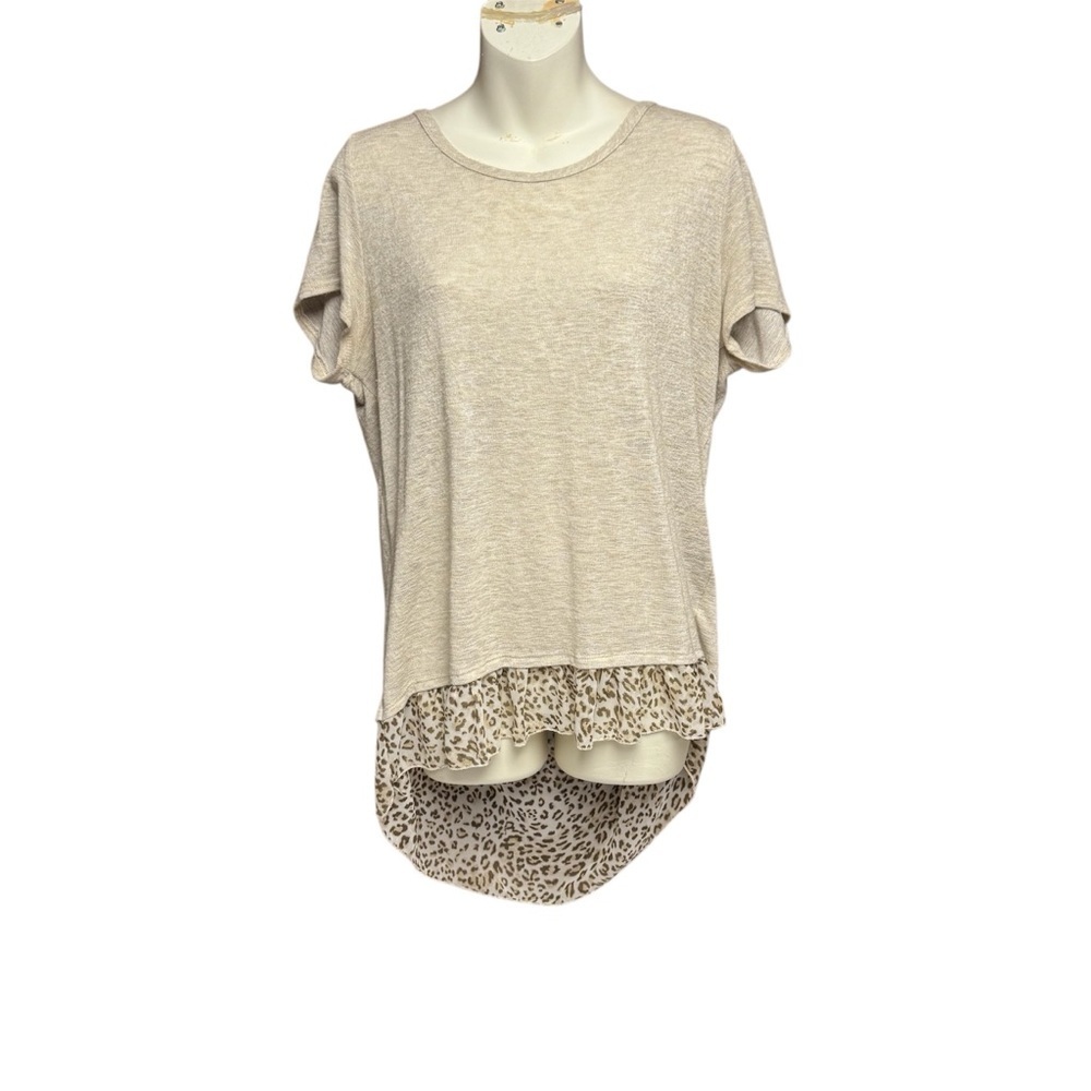 Agenda XL Women's Beige faux Layered Top leopard print split back